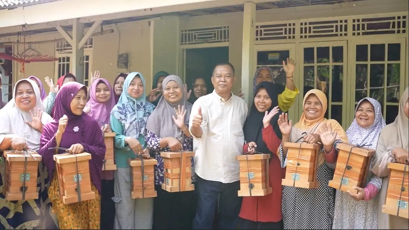 Madu Saji Stingless Bee Honey, Dorong Kemandirian Perempuan Melalui Budidaya Lebah Klanceng
