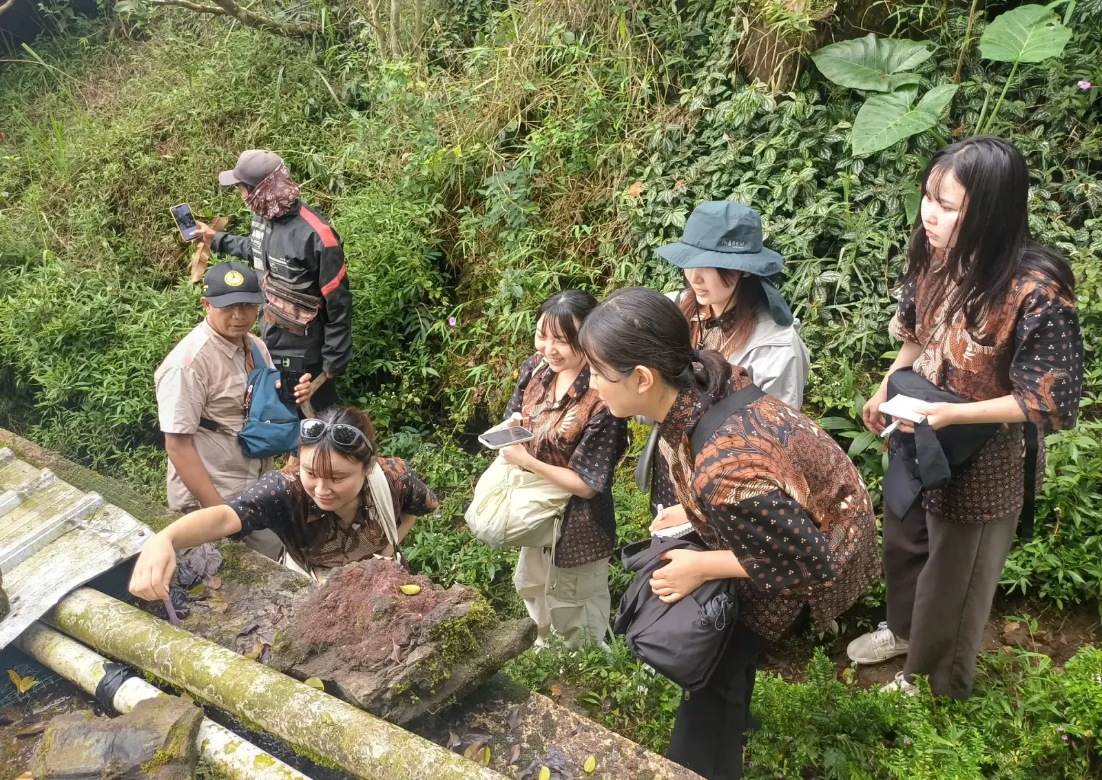 International Community Service Program 2025 antara Ibaraki University dan Universitas Jenderal Soedirman