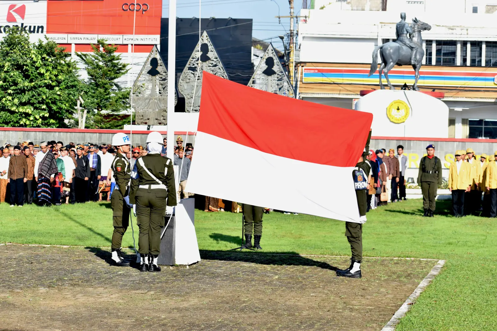 Hari Pendidikan Nasional 2025: Partisipasi Semesta Wujudkan Pendidikan Bermutu untuk Semua