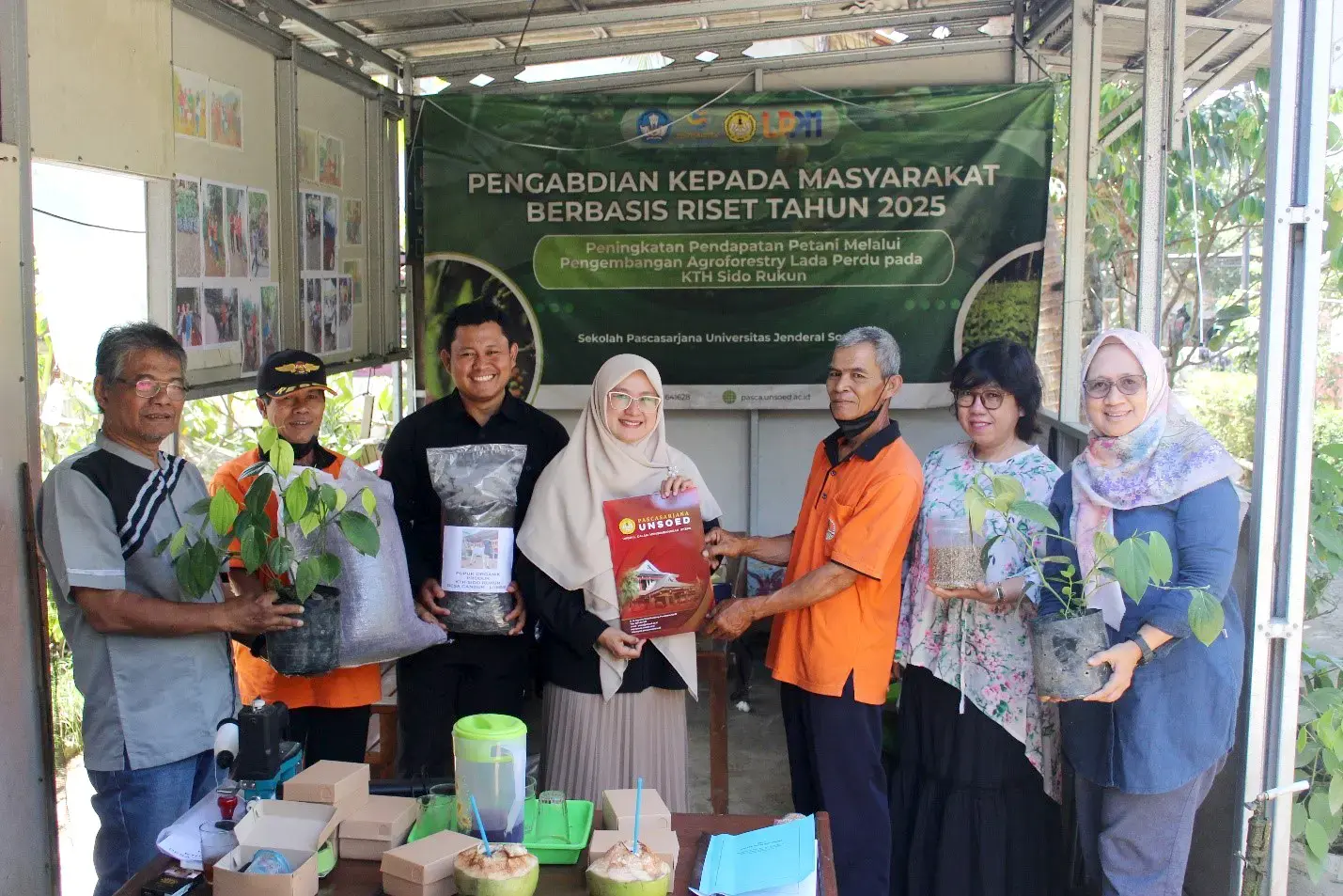 Pascasarjana Unsoed Dampingi KTH Sido Rukun Kembangkan Agroforestry Lada Perdu