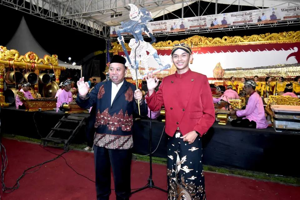 Lulut Ardianto, Mahasiswa FH Unsoed, Tampil Memukau sebagai Dalang Muda Lakon "Bimo Ngaji"