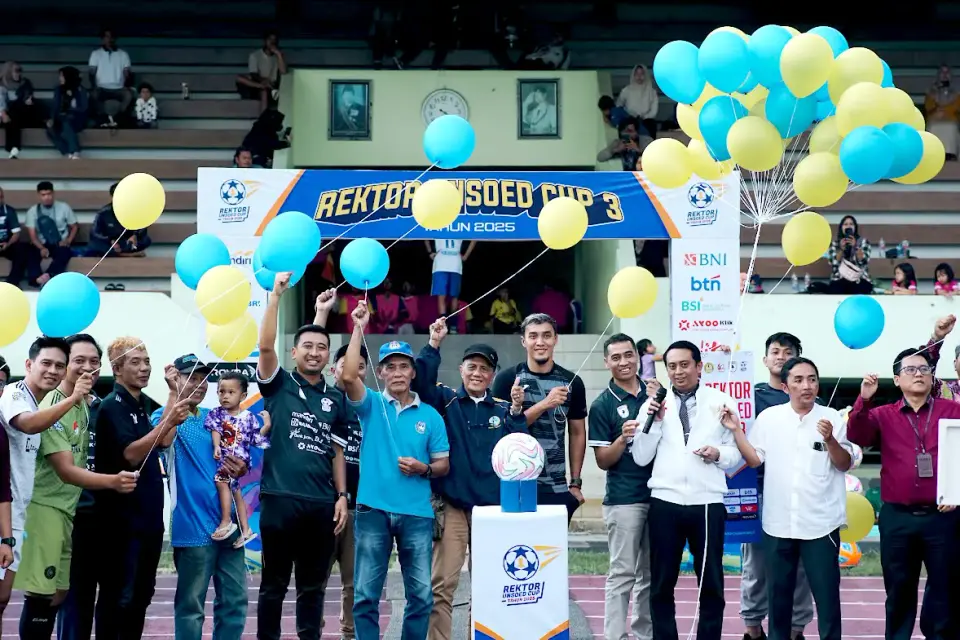 Rektor UNSOED Cup 2025 Resmi Dibuka, Hadirkan 16 Tim dan Coaching Clinic Bersama Eks Timnas