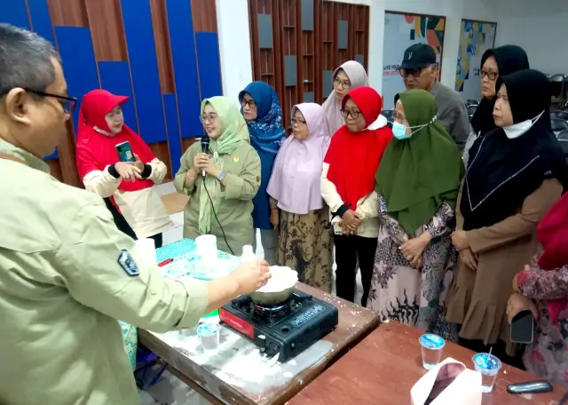 FK Unsoed Hadirkan Edukasi Praktis Pangan Fermentasi bagi Pasien Diabetes