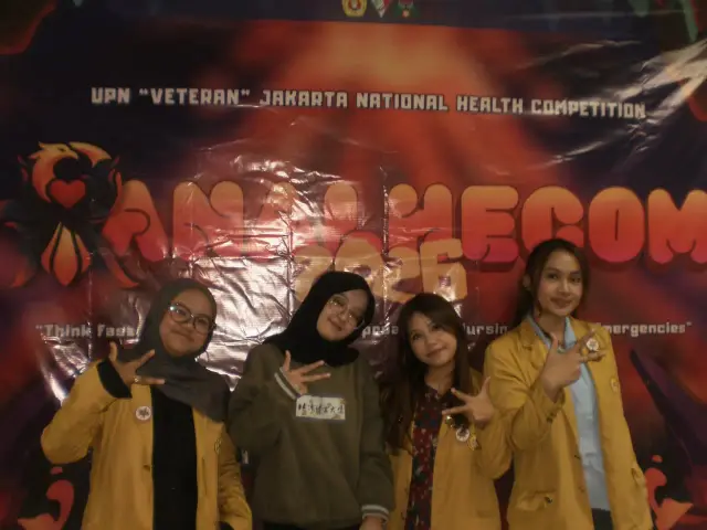 Mahasiswa FH Unsoed Raih Juara II Debat Asian Parliamentary Tingkat Nasional