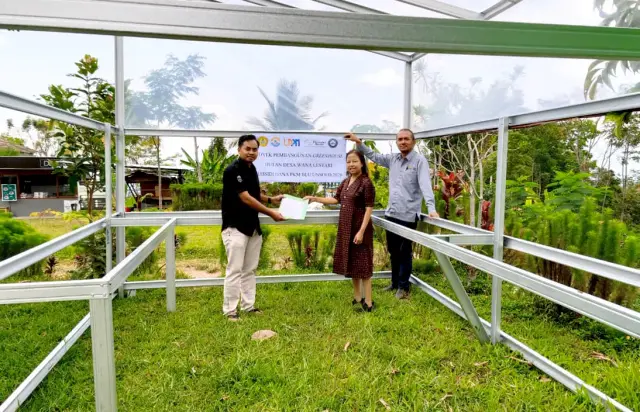 Tim Pengabdi Unsoed Dorong Hutan Desa Wana Lestari Jadi Penggerak Ekonomi Warga
