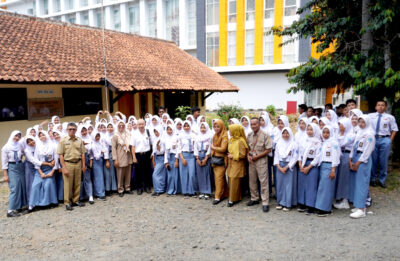 Siswa SMA N 1 Kutasari Purbalingga Kunjungi Experimental Farm Fapet UNSOED