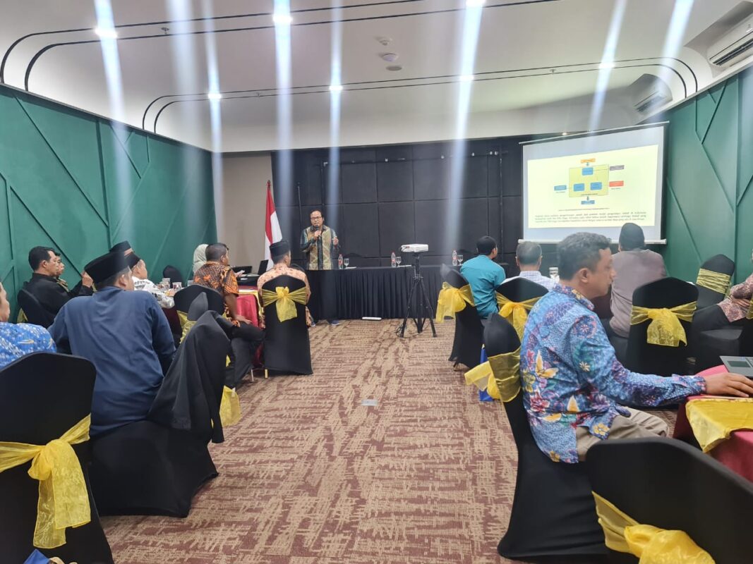 Tim Riset FEB UNSOED Bersama BPKH Gelar FGD Optimalisasi Potensi Waqaf Produktif