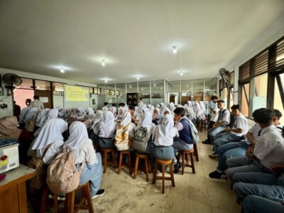 Kunjungan ke laboratorium Fakultas Peternakan