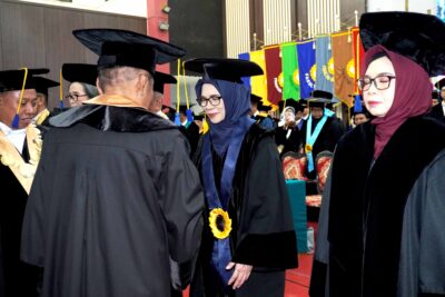 Prof. Dr. Dra. Elly Proklamainingsih, M.P