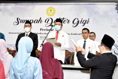 13 Dokter Gigi Baru FK UNSOED, Diambil Sumpah