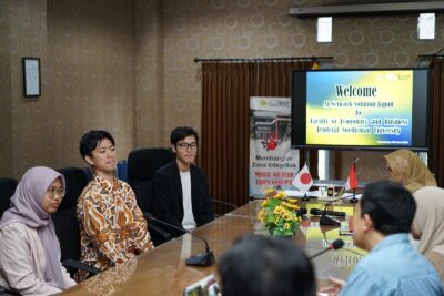 Diskusi terkait <yoastmark class=