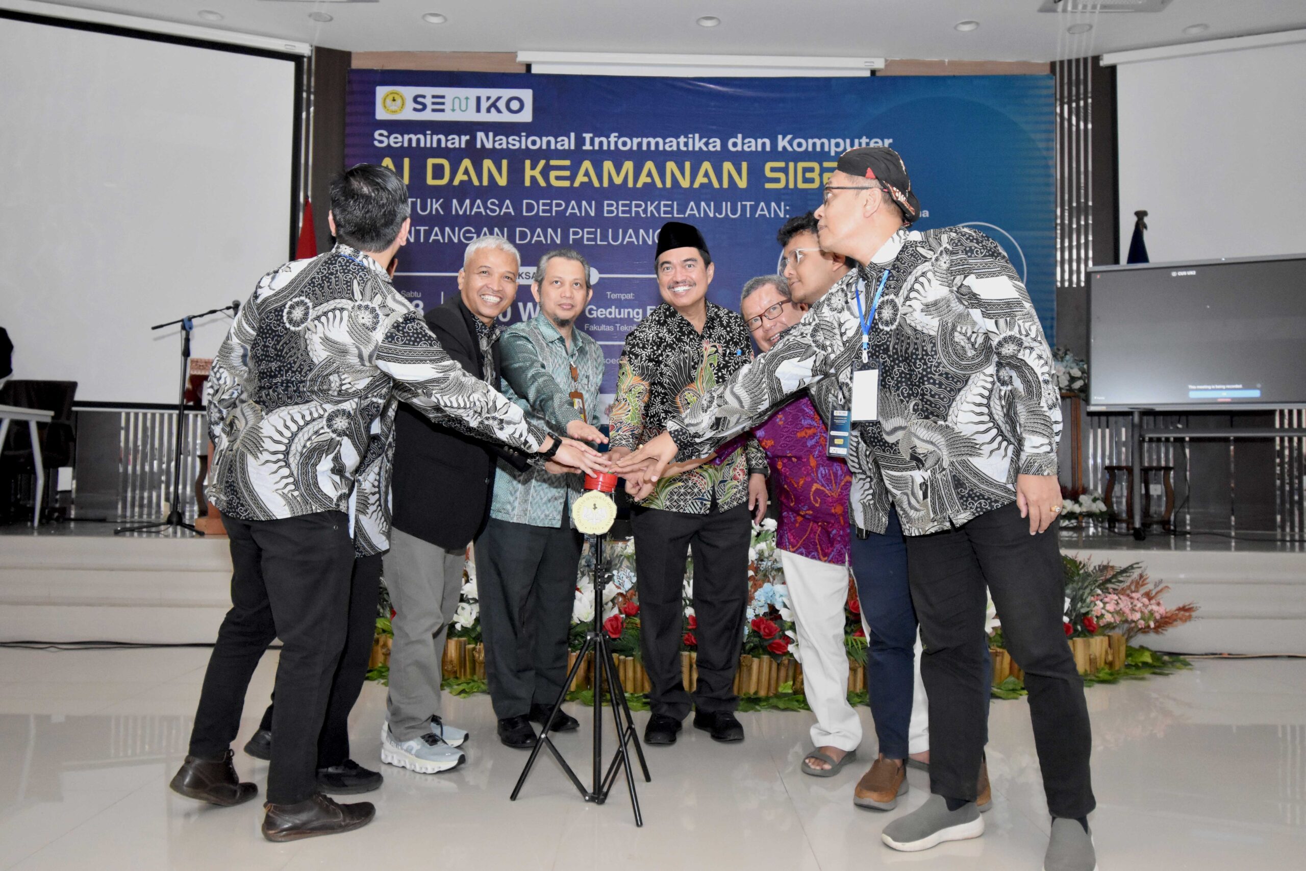 pembukaan SENIKO