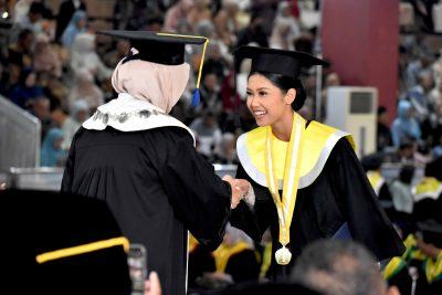 Unsoed Wisuda 573 Lulusan pada Periode ke-159, Rektor Tekankan Tiga Pesan Kehidupan bagi Wisudawan