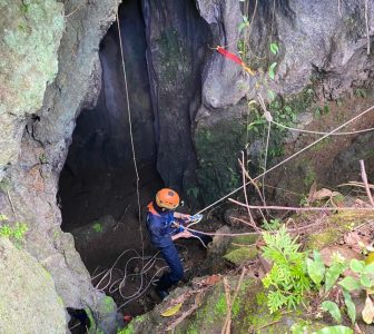 Asah Teknik Susur Gua, UPL MPA Unsoed Gelar Simulasi Dikjut di Gua Kemit