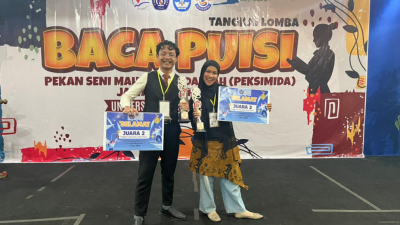 Mahasiswa Unsoed Raih Dua Medali Perak Tangkai Lomba Baca Puisi di PEKSIMIDA Jateng 2026